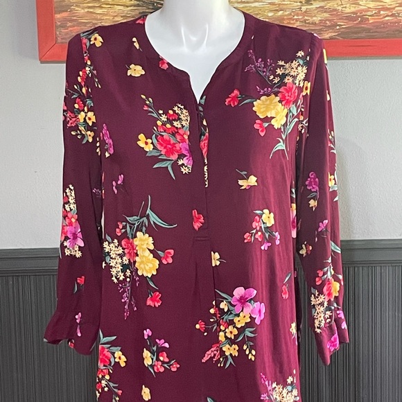 Old Navy Tops - Old Navy Blouse SZ - 2X